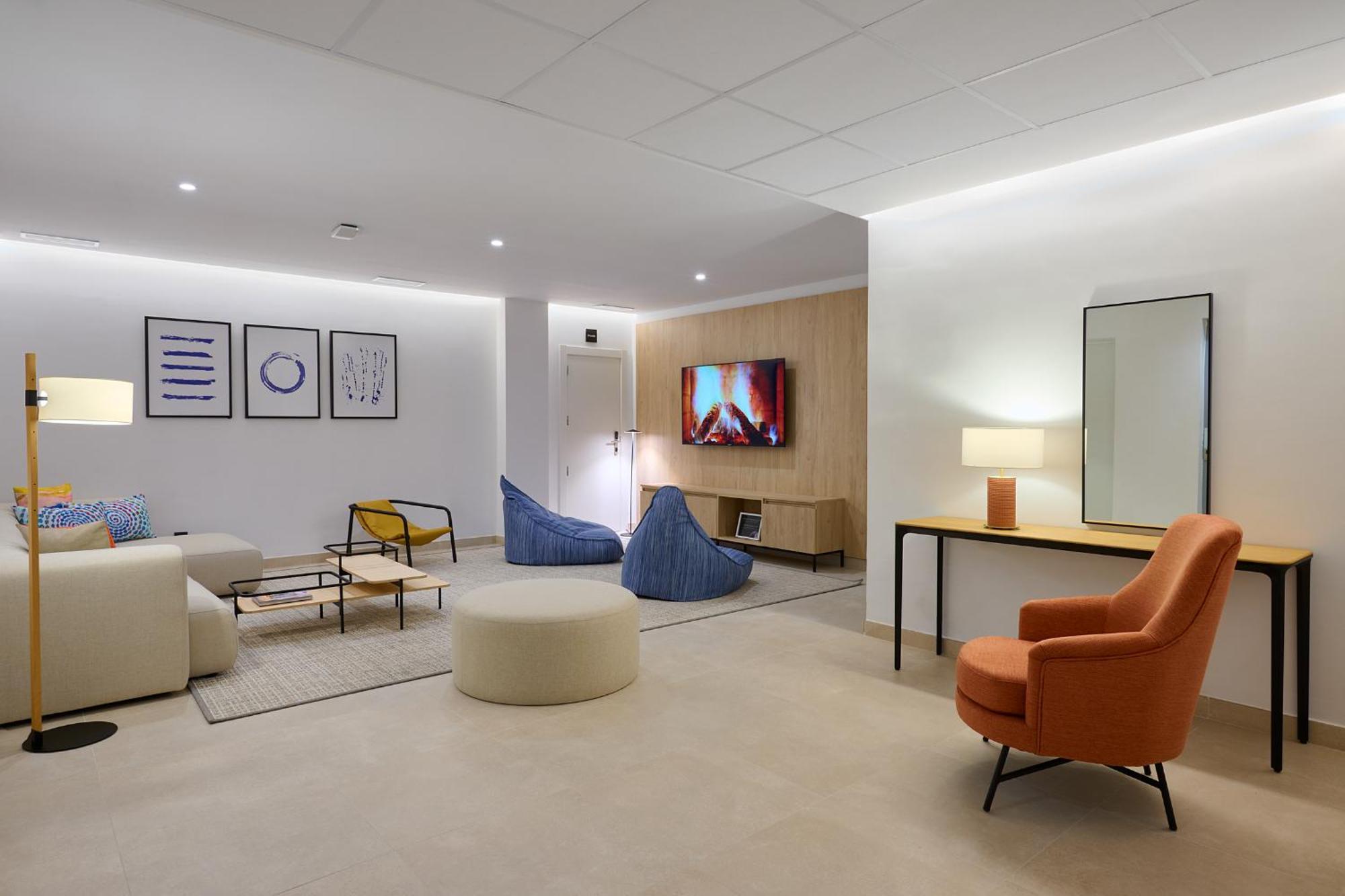 Apartamentos Luna Suites Granada Esterno foto
