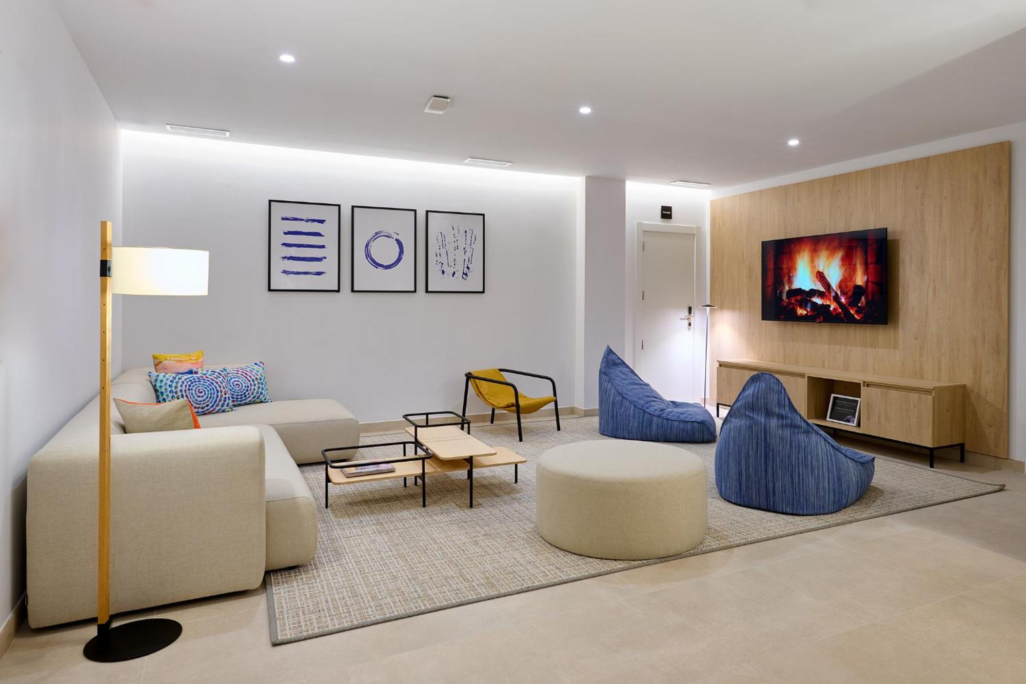 Apartamentos Luna Suites Granada Esterno foto