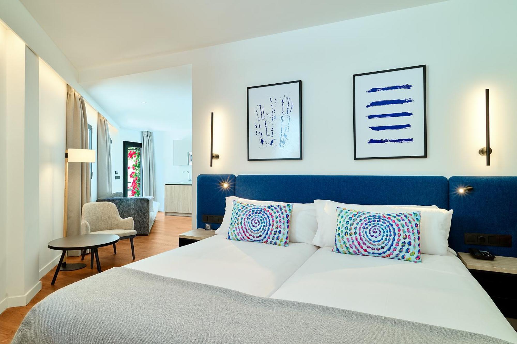 Apartamentos Luna Suites Granada Esterno foto